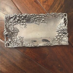 Arthur Court Grape Leaf Bread Tray Serving Tray 12” X 6”